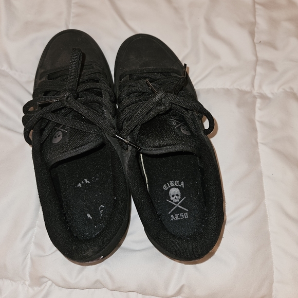 Circa skate shoes - Picture 3 of 3